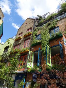 neals-yard London offices to let exterior