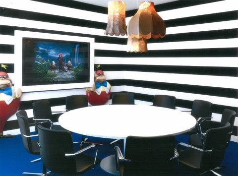 Alice in Wonderland offices in London to rent meeting room